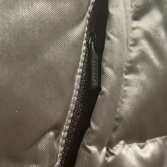 Athleta M Metallic Gray Goose Down Puffer Jacket | 90% Down Warm Silver Coat - Picture 8 of 9